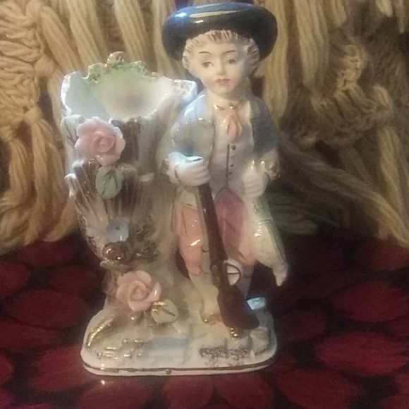Unlisted Accents Vintage Figurine Vase Poshmark